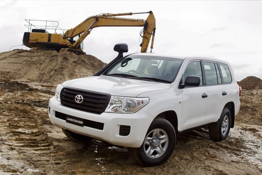  Toyota Land Cruiser 200 2012 года  (фото 31 из 48)